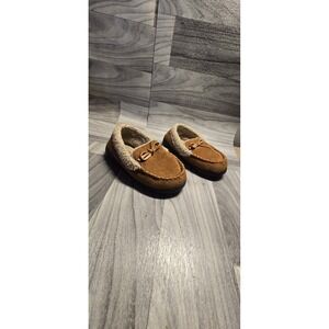 Kids Dockers Indoor/outdoor moccasin slippers Size 11-12